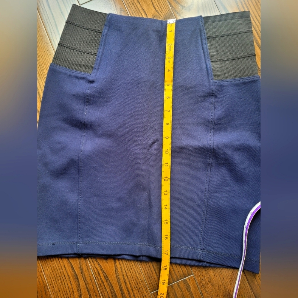 NWOT Elegant Navy Blue Skirt